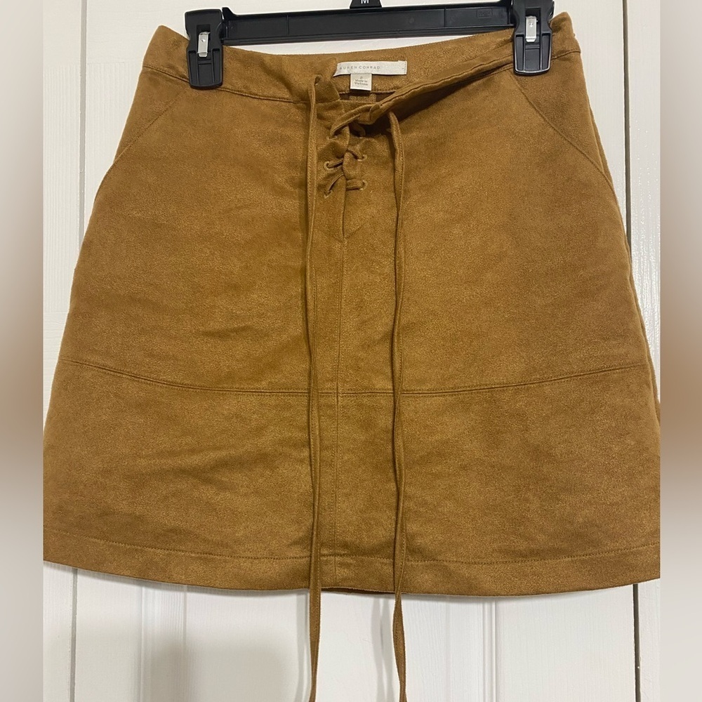 Lauren Conrad Faux Suede skirt size 2